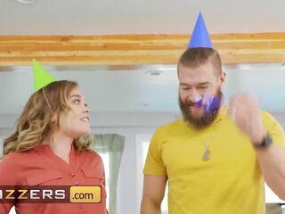 (Xander Corvus) Enjoys A trio With (Codi Vore, Nolina Nyx) Which Ends With A Double Facial Cum Swapping - Brazzers - HD - 10:43 video - featuring Codi Vore - from FreePorn8