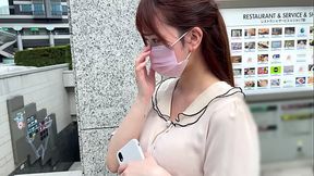 ハメ撮り 抜群のプロポーションを持つOLとハメ撮りセックス。Mな性格なのでセックスの時はイジめられたいらしい。受付嬢として働いている彼女は上司のチンポもすんなり受付ちゃうし求めちゃう。 - HD - 81:08 video - from XVideosRed